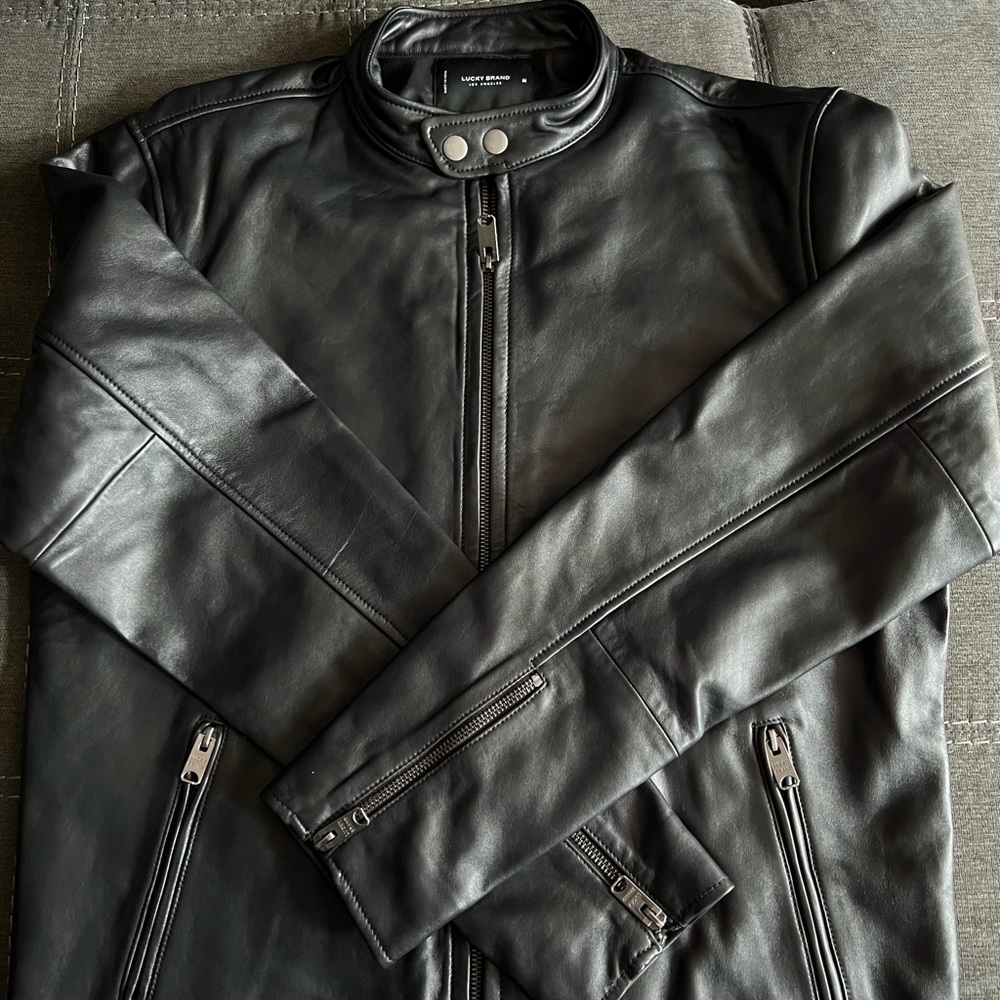 LEATHER BIKER JACKET 💯💯